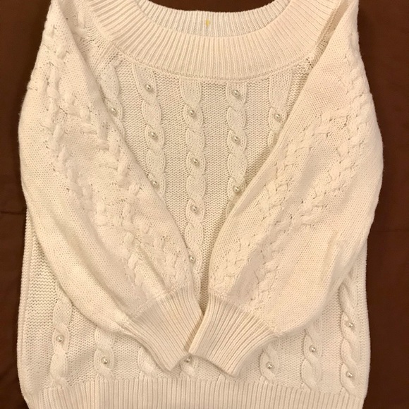 Fancy sweater - Picture 2 of 3